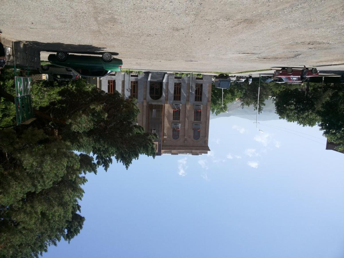 Hotel Arpa Yeghegnadzor Exteriér fotografie