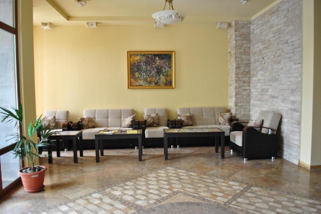 Hotel Arpa Yeghegnadzor Exteriér fotografie